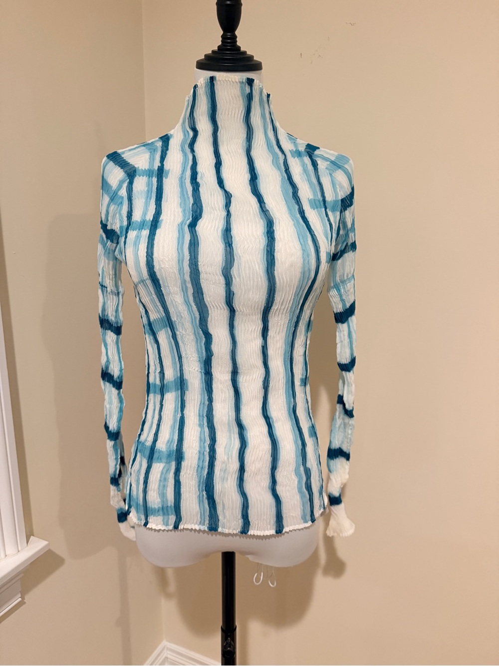 Issey Miyake White Long-Sleeve Top with Teal Stripes